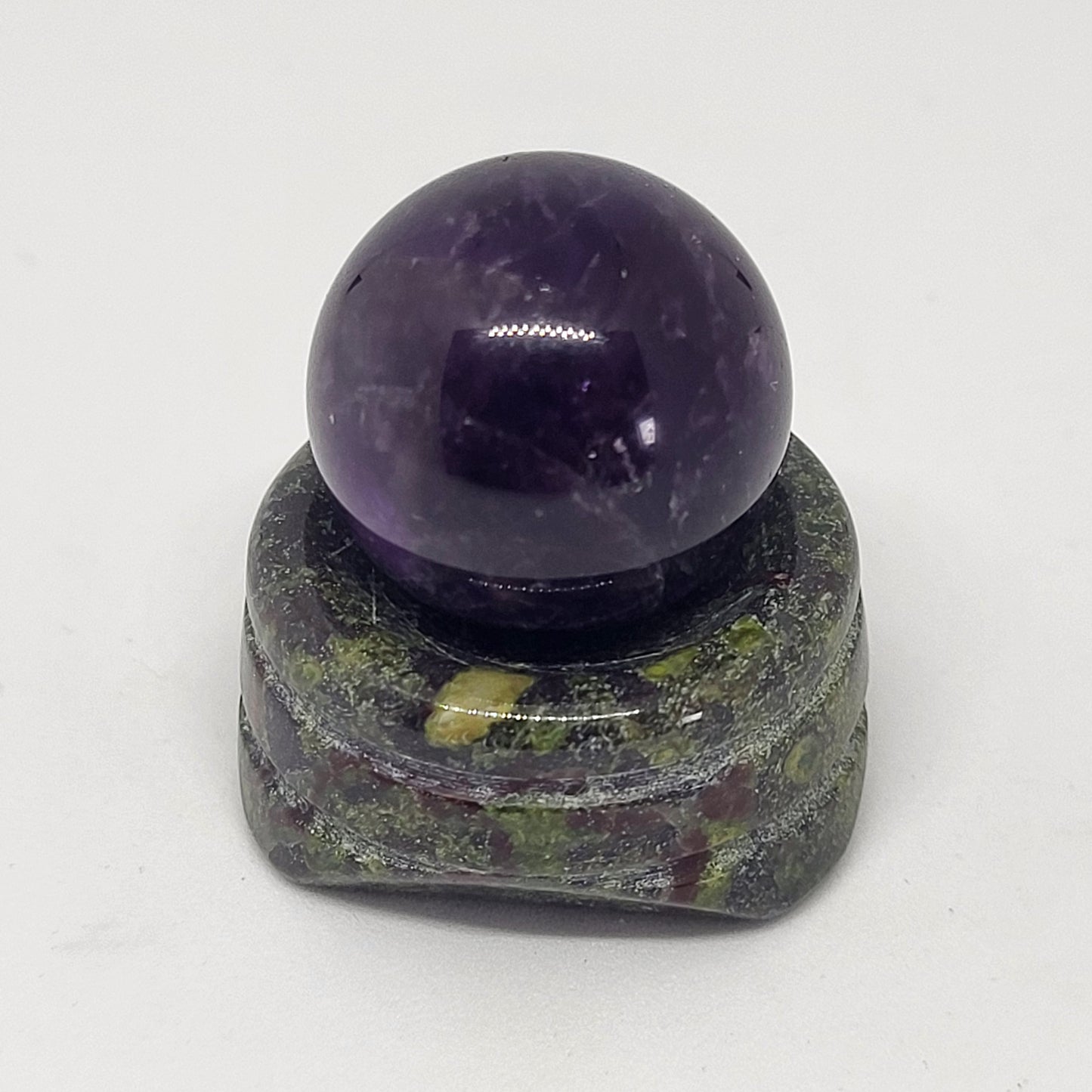 Dragons Blood Sphere Stand