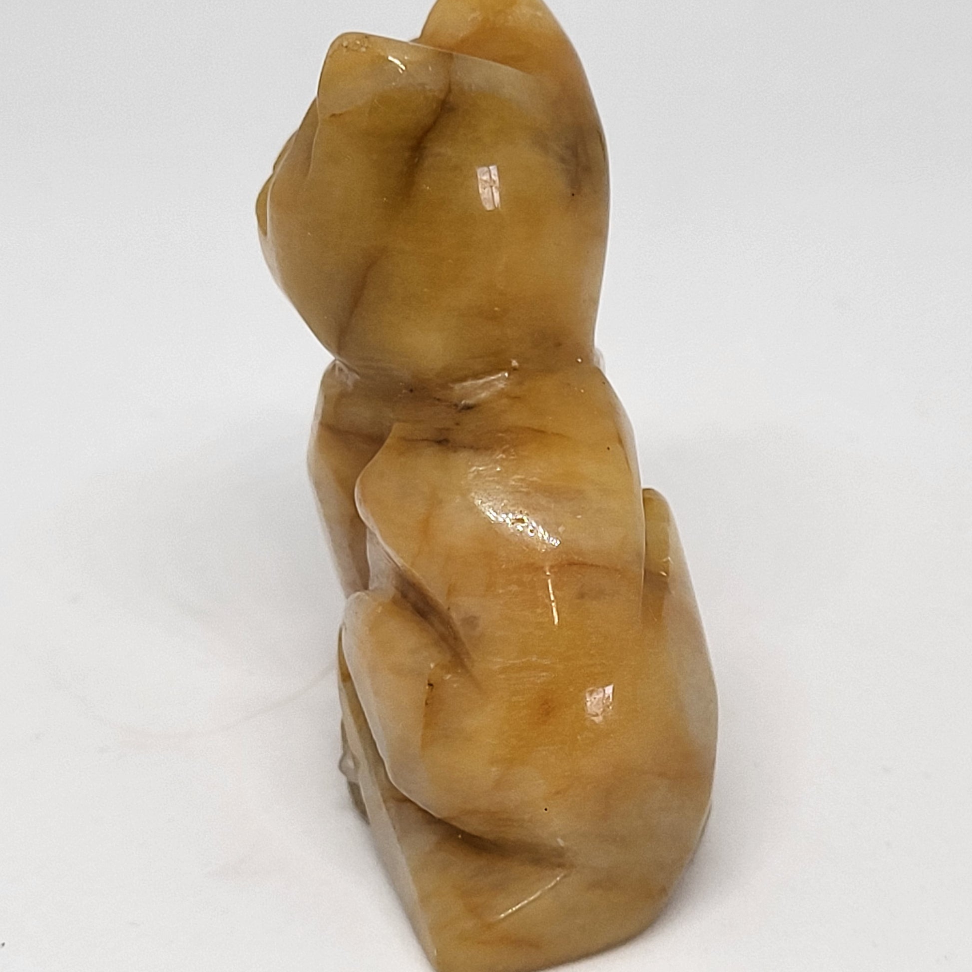 Carnelian stone cat figure