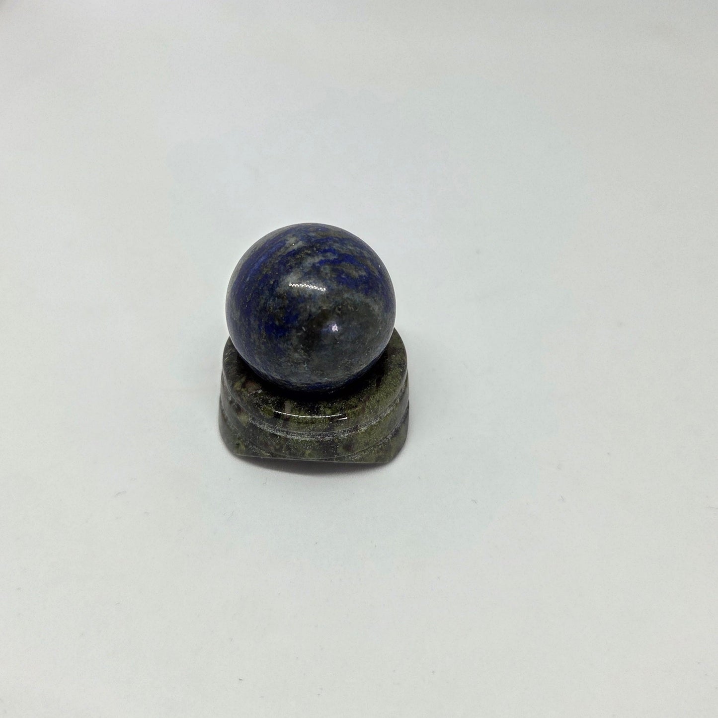 Lapis_Lazuli_healing stone sphere, close up, roated view