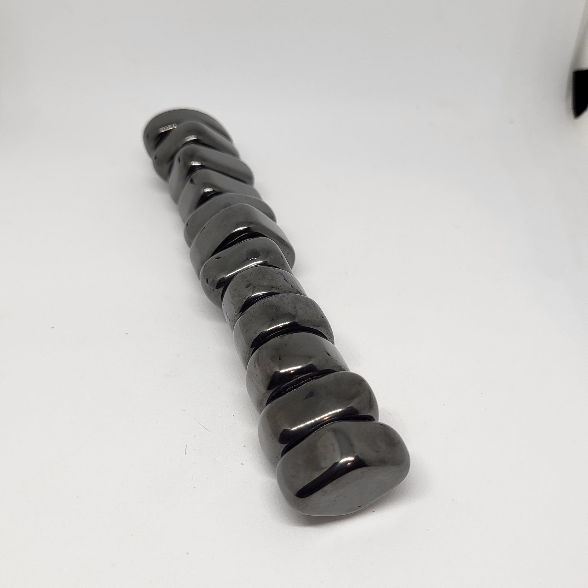 Natural Magnetite Tumble with Magnetic Properties